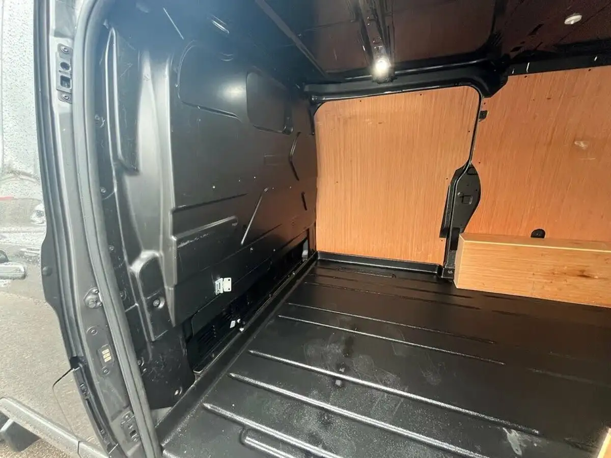2021-ford-transit-custom-20tdci-300-l1h1-limited-130pseu6dt-panel-van-big-15