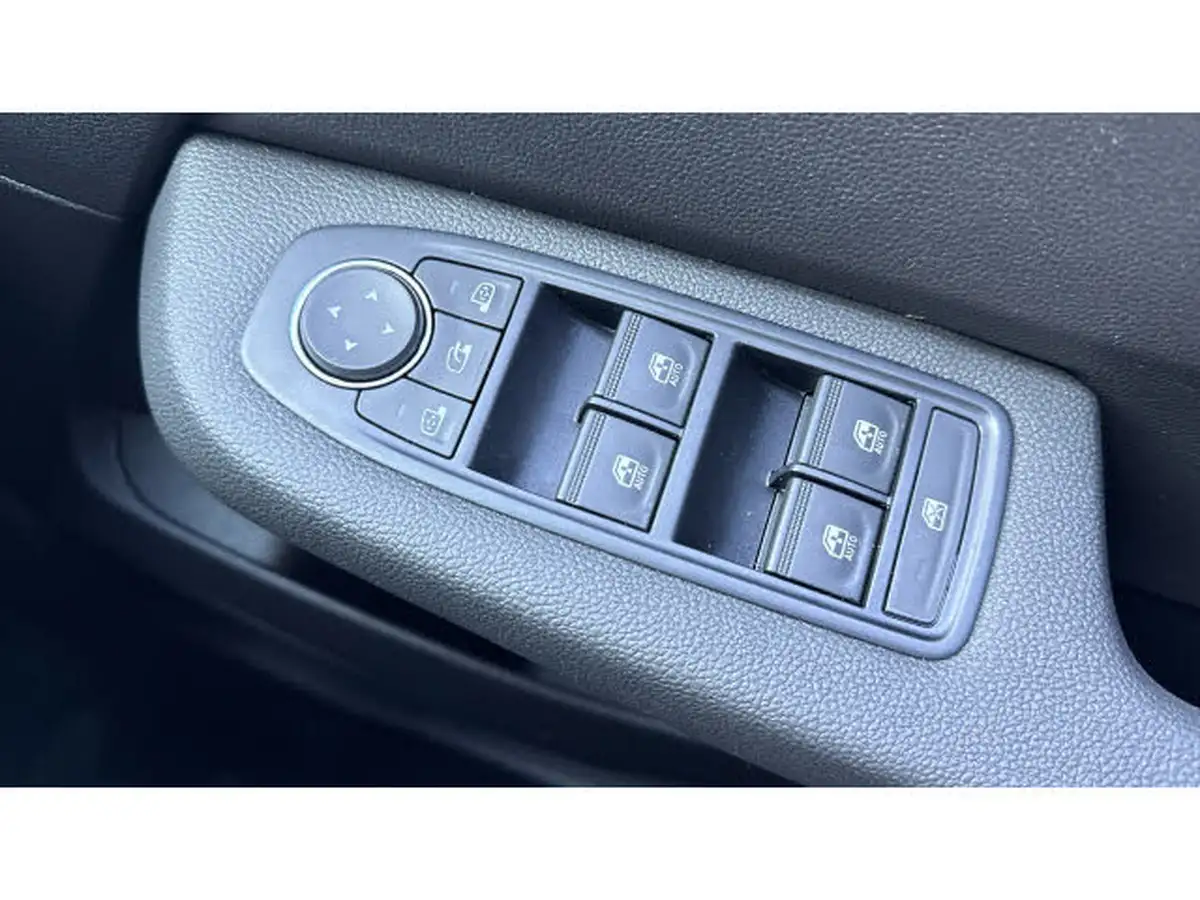 2024-renault-clio-10-tce-evolution-big-31