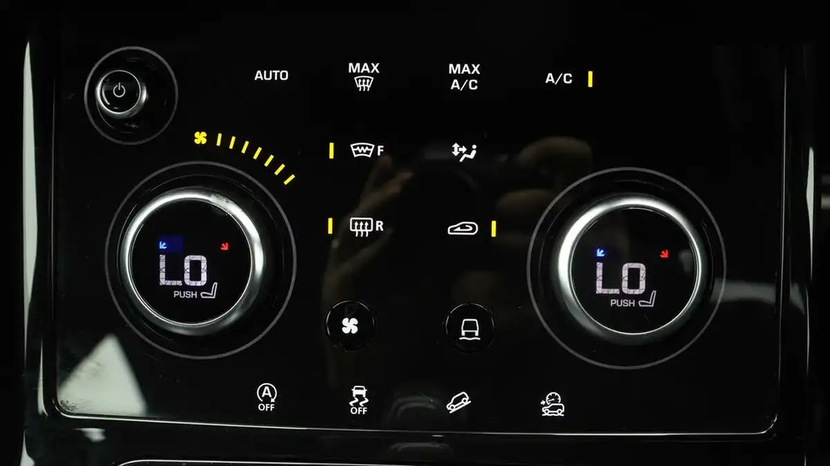 2021-land-rover-range-rover-evoque-20-d165-r-dynamic-awd-auto-big-11