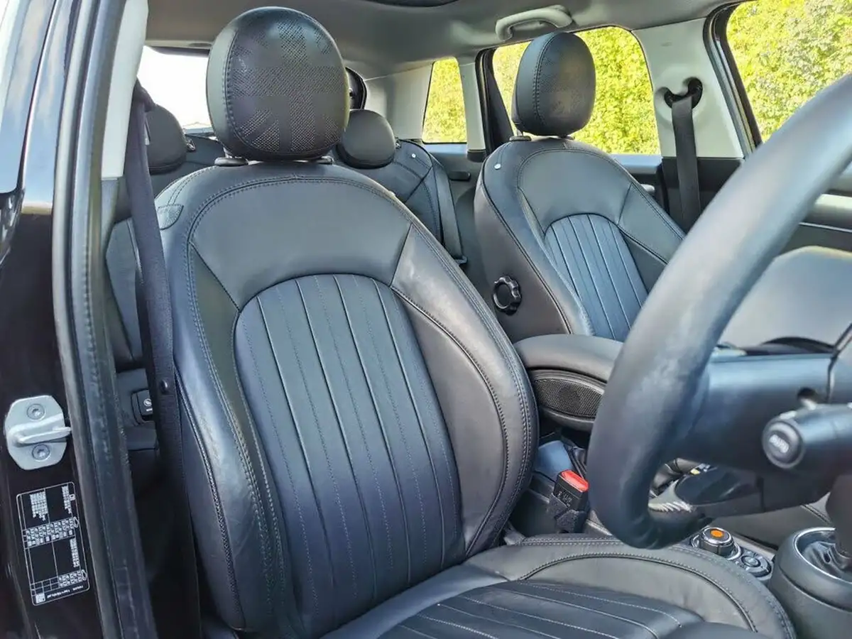2021-mini-cooper-15-cooper-exclusive-series-ii-hatchback-5d-auto-big-12