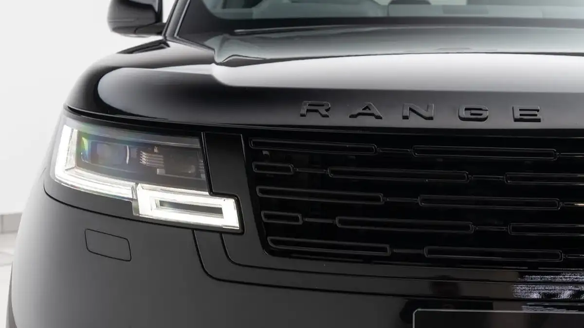 2022-land-rover-range-rover-30-d350-hse-big-30