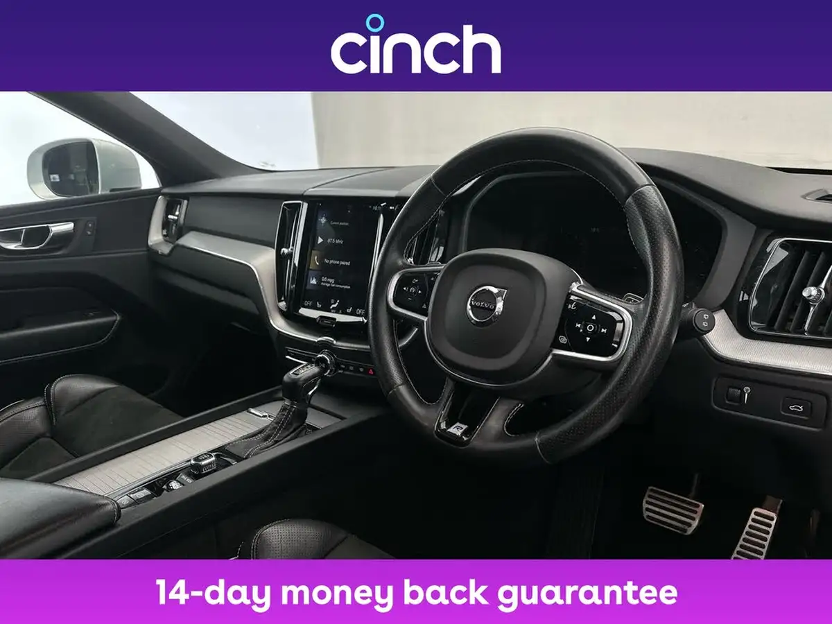 2018-volvo-xc60-20td-d4-r-design-4x4-geartronic-big-8