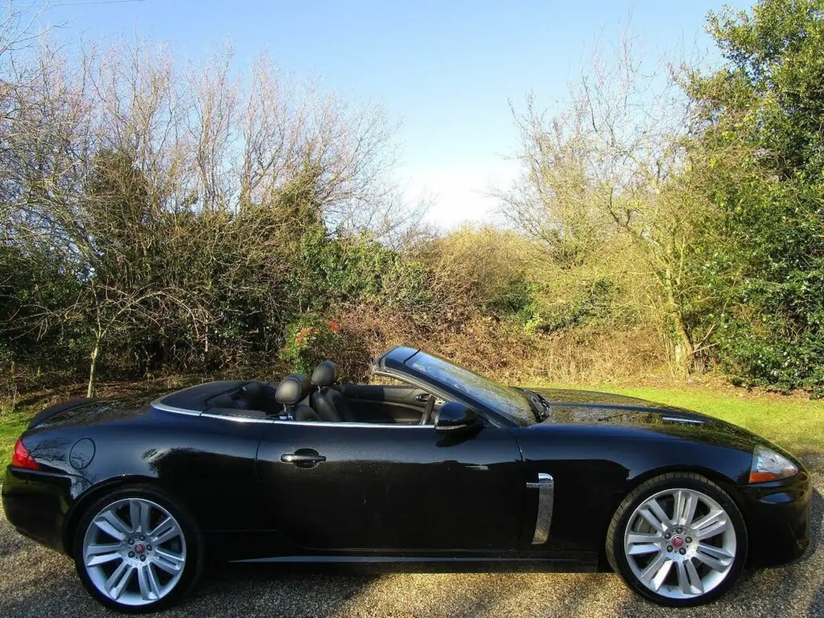 2009-jaguar-xk-big-0