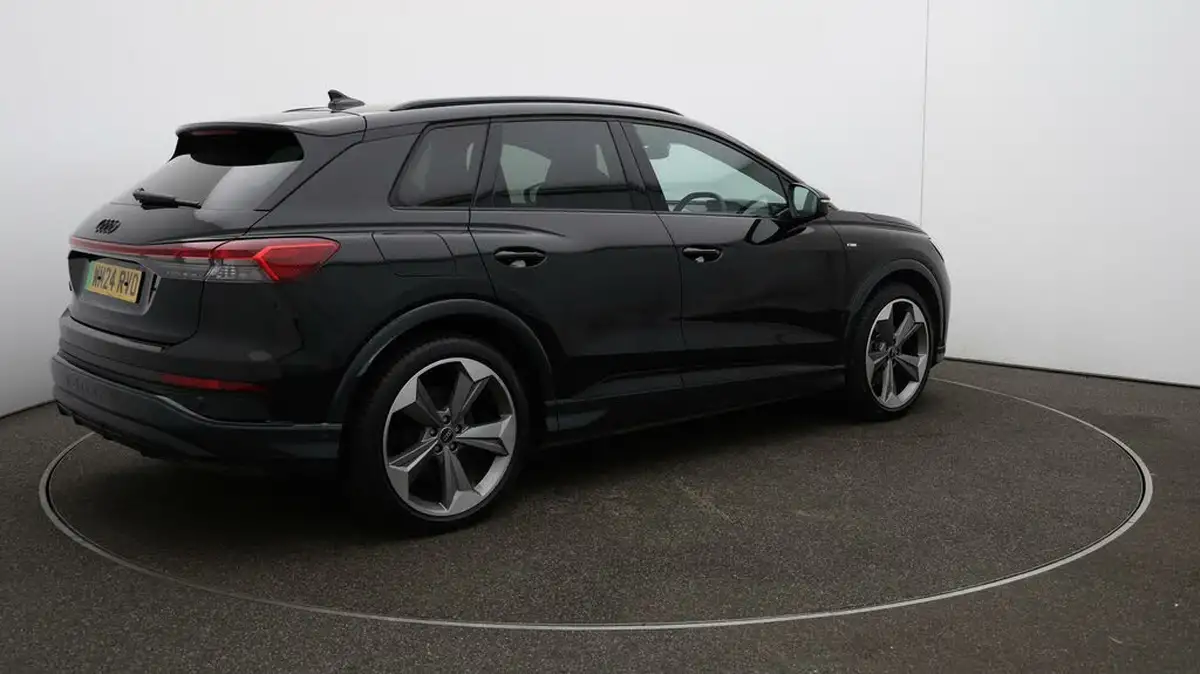 2024-audi-q4-e-tron-45e-black-edition-sportback-auto-big-45
