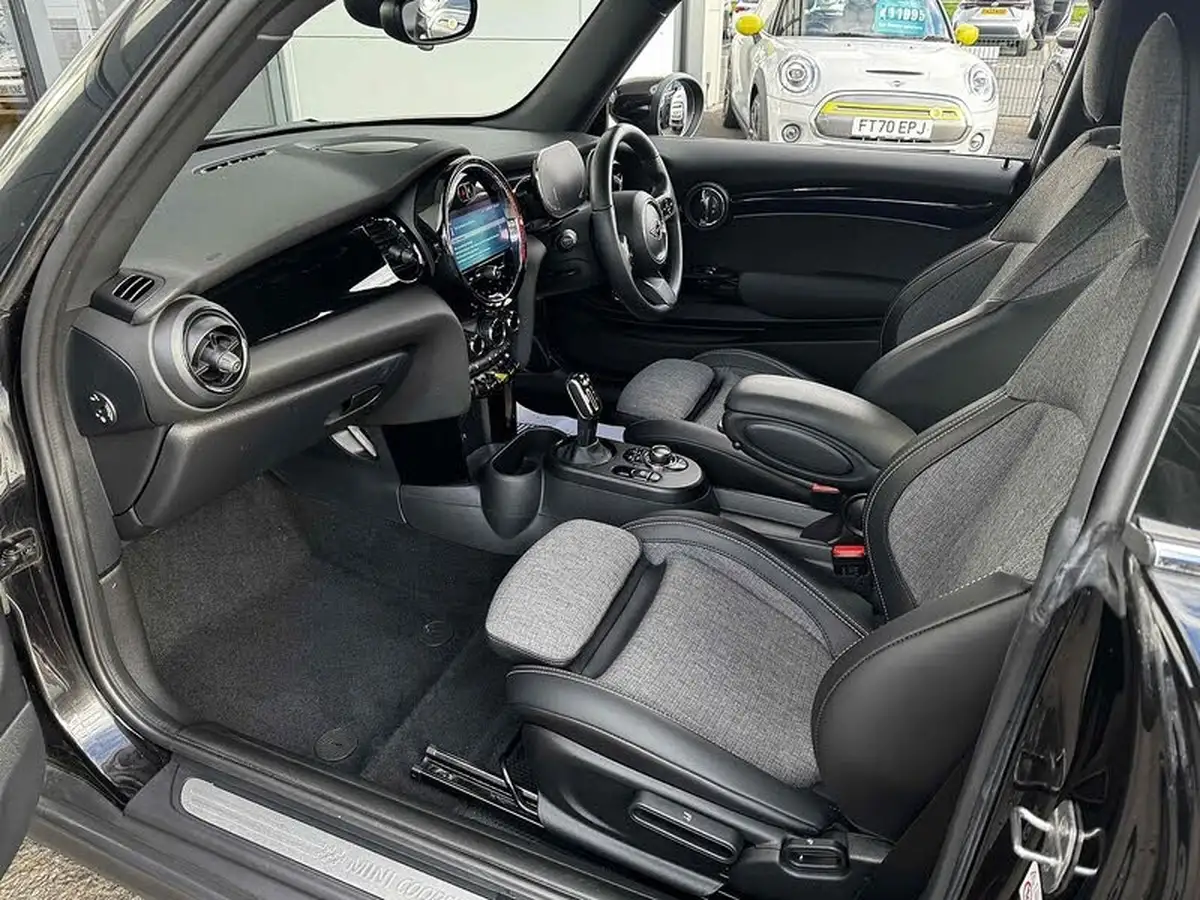 2021-mini-cooper-e-cooper-s-2-big-23