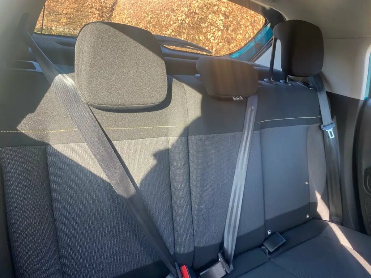 2021-citroen-c3-12-puretech-shine-83ps-big-15