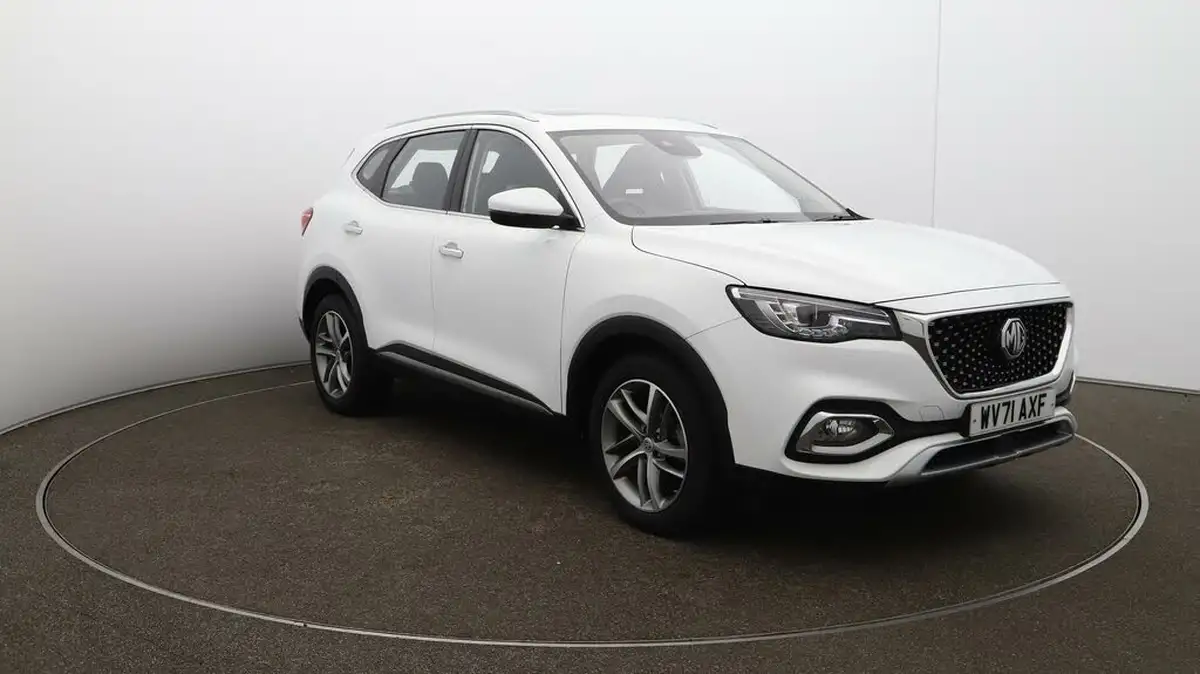 2022-mg-hs-15t-gdi-exclusive-162ps-dct-big-38
