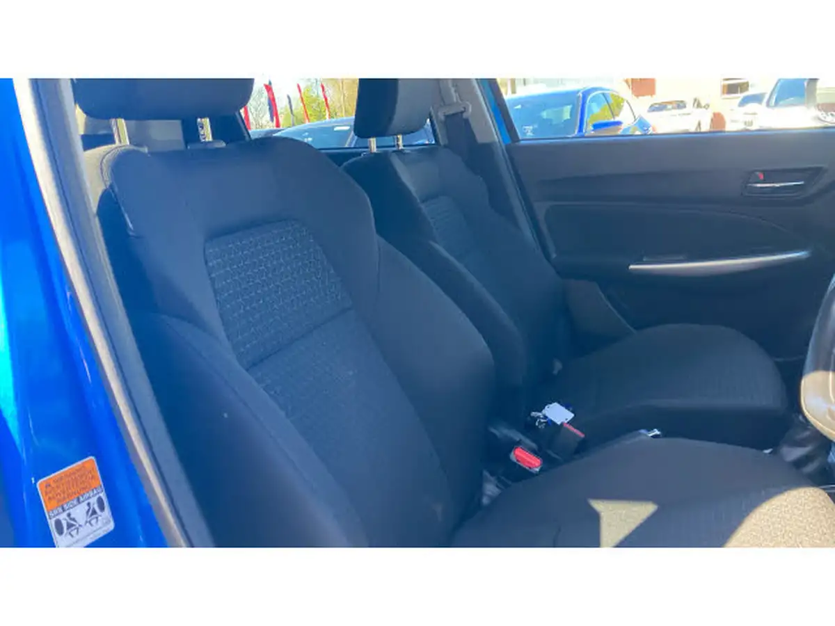 2024-suzuki-swift-12-dualjet-sz5-big-36