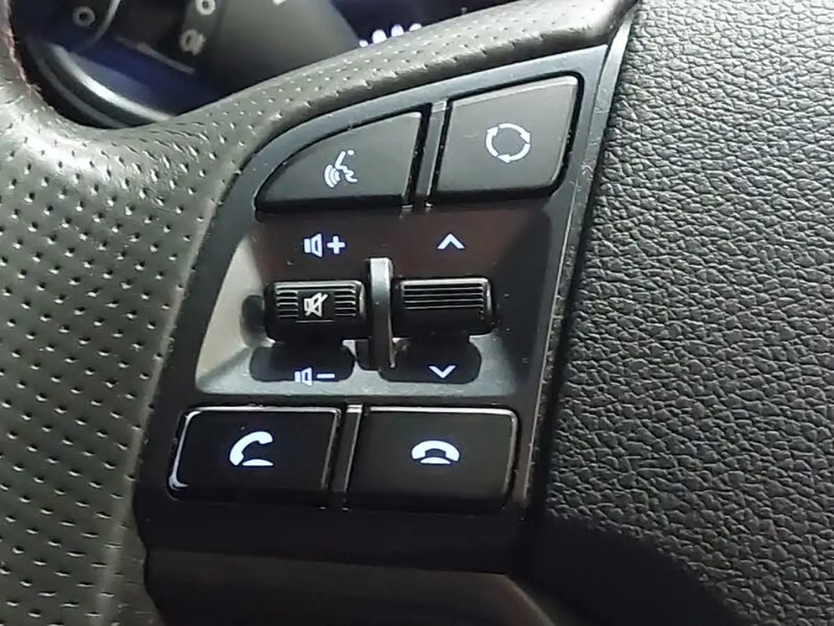 2020-hyundai-tucson-16-t-gdi-n-line-dct-big-15