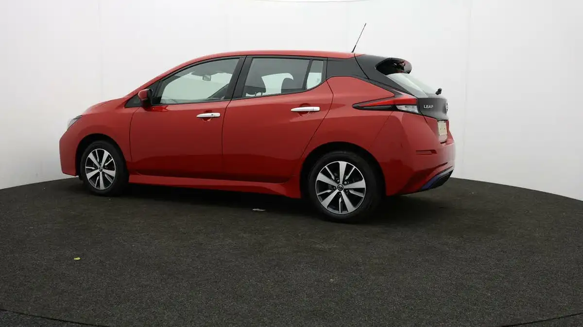 2022-nissan-leaf-e-acenta-big-63