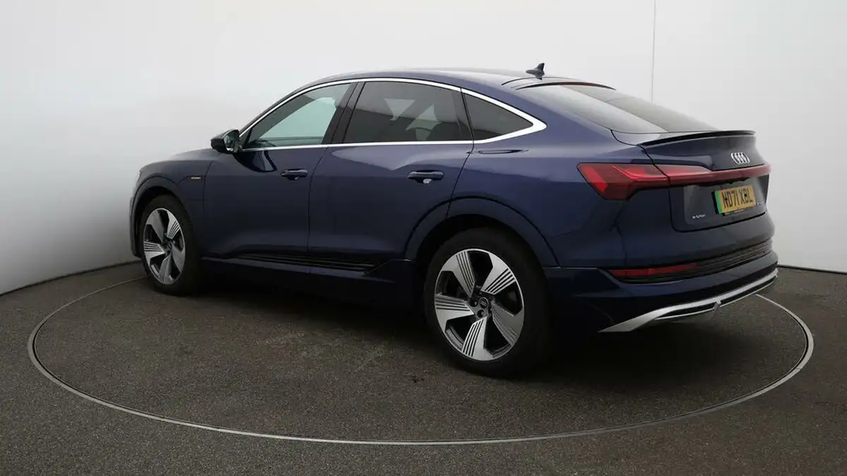 2021-audi-e-tron-55e-s-line-sportback-big-5