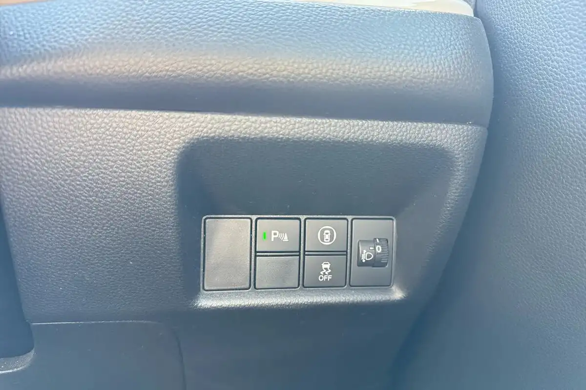 2022-honda-jazz-15-i-mmd-ex-107ps-big-19