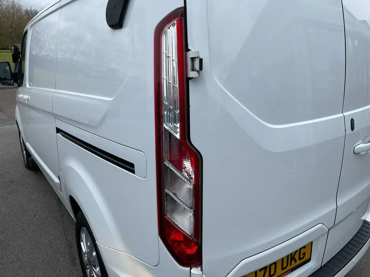2021-ford-transit-custom-20tdci-300-l1h1-limited-170pseu6dt-panel-van-auto-big-46