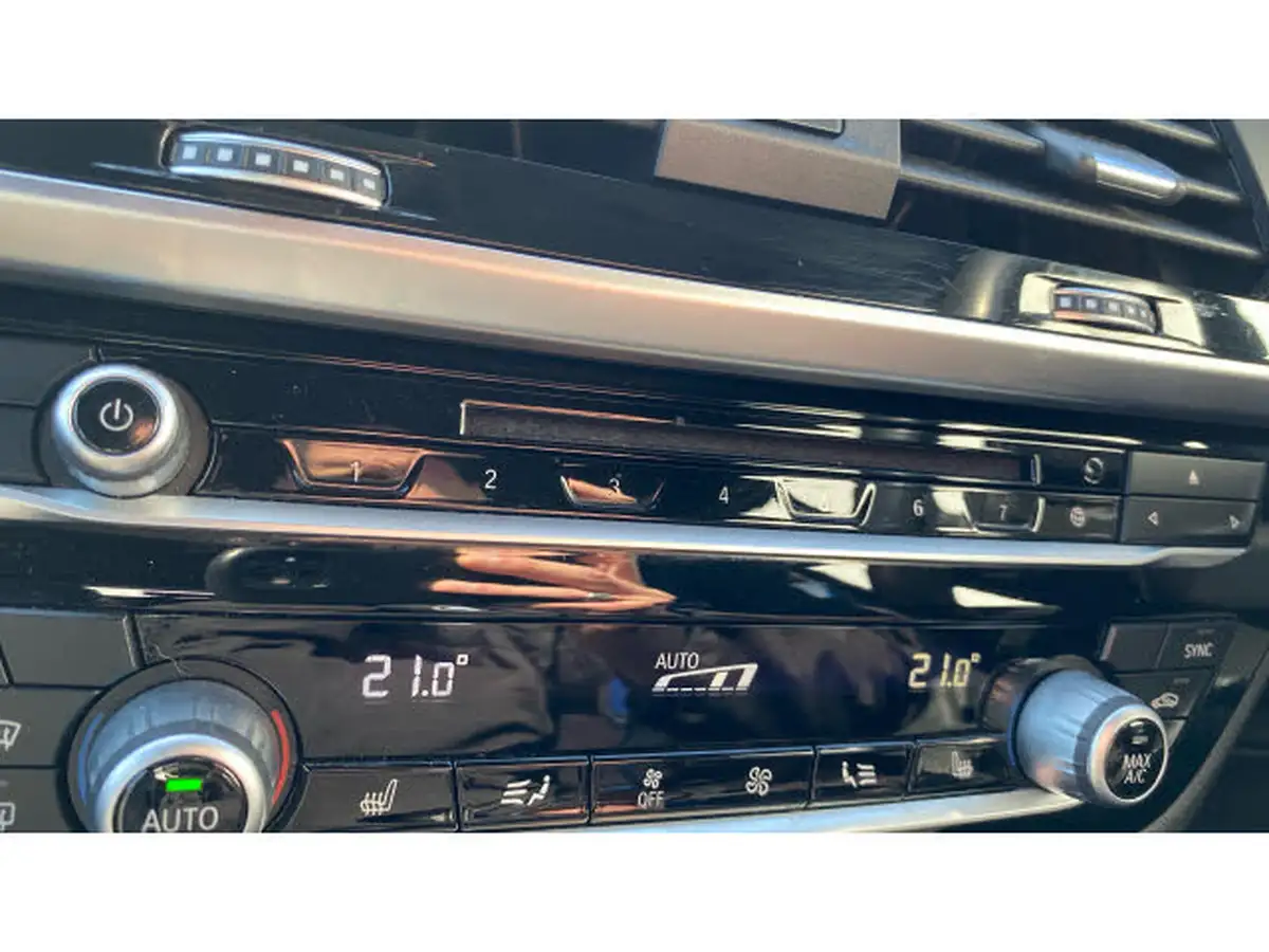 2019-bmw-x3-big-43