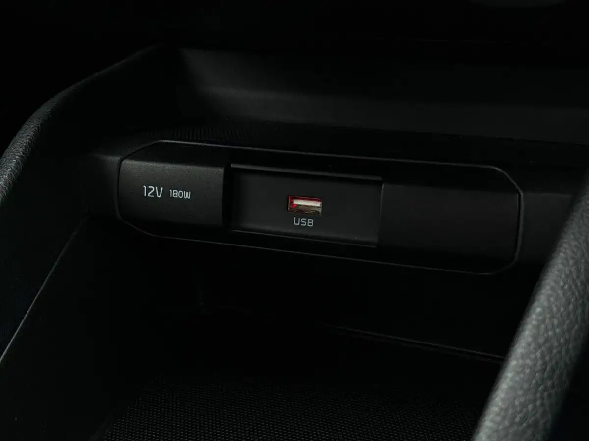 2023-kia-rio-12-dpi-1-big-35