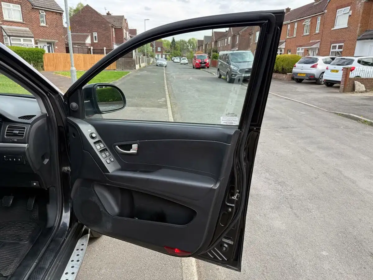 2012-ssangyong-korando-big-24