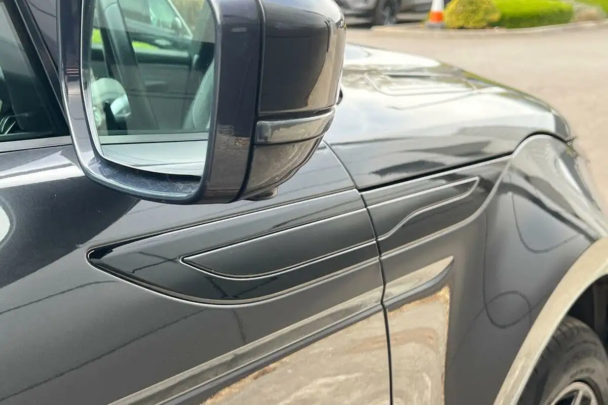 2019-land-rover-range-rover-evoque-20-d240-r-dynamic-hse-big-11