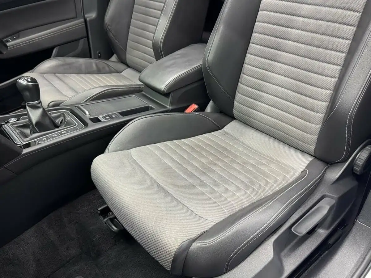 2017-volkswagen-passat-20tdi-r-line-190ps-ss-saloon-4d-big-29