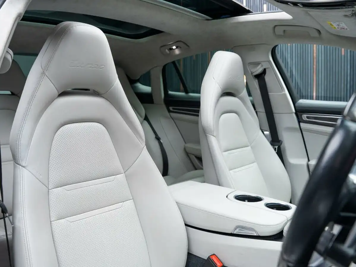 2018-porsche-panamera-40-v8-turbo-hatchback-big-26