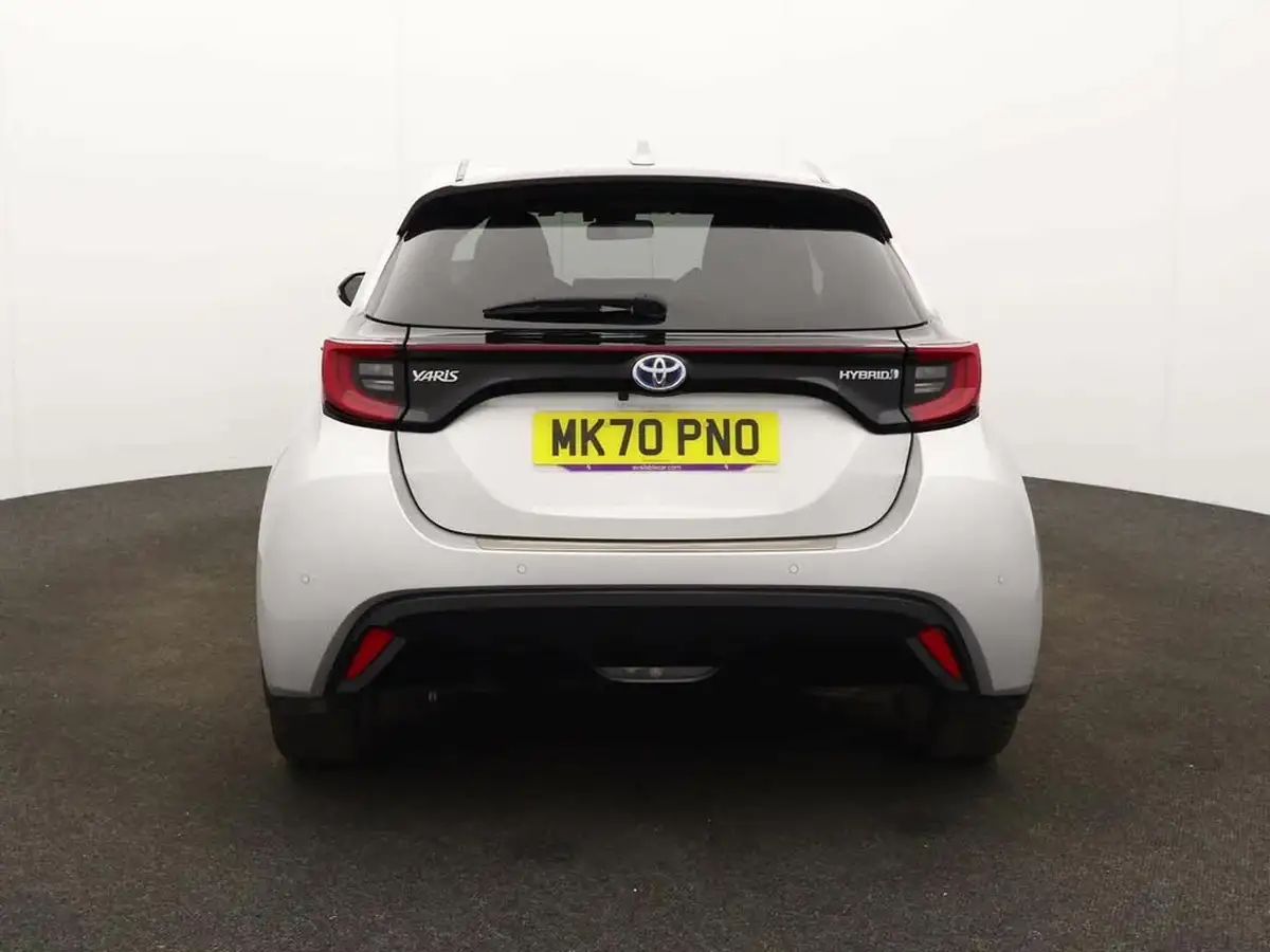 2020-toyota-yaris-15-vvt-i-dynamic-big-2