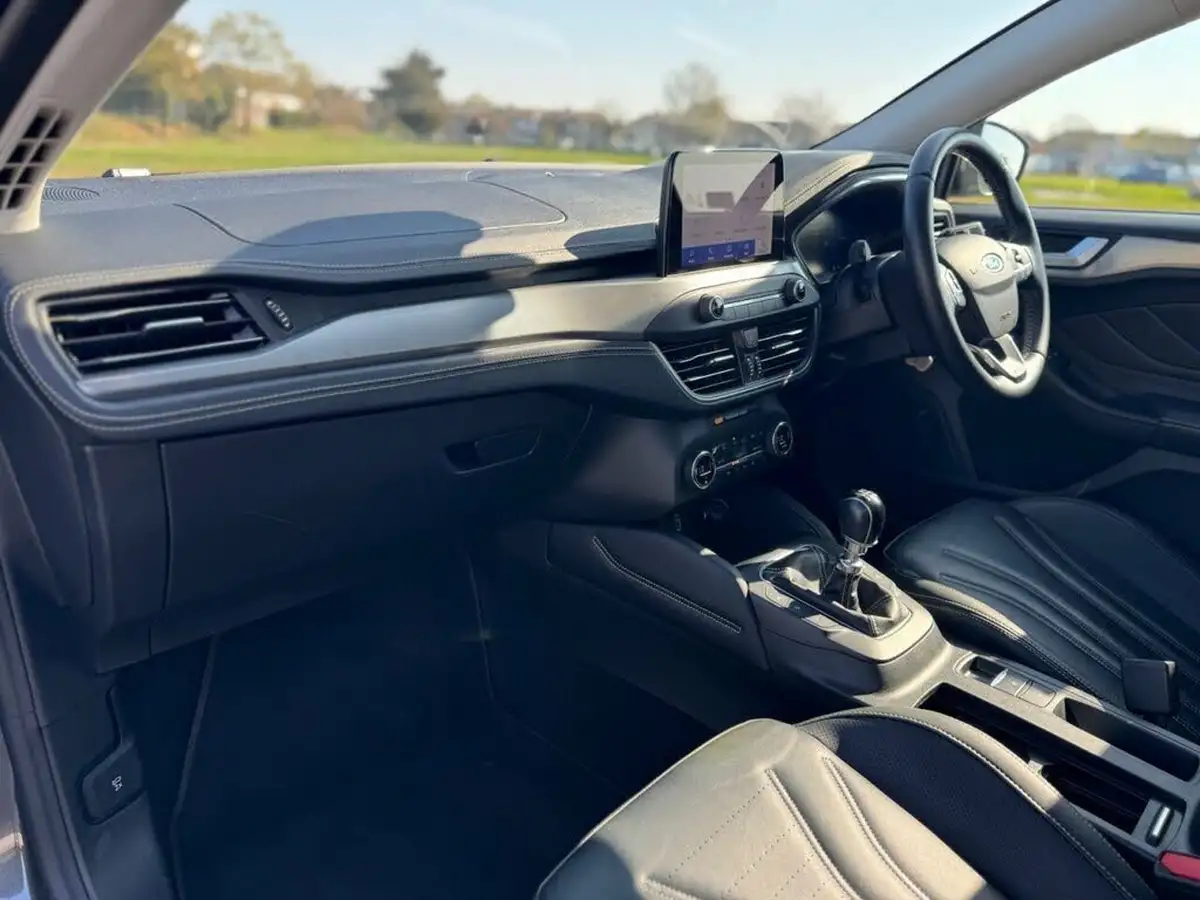 2020-ford-focus-10t-active-x-vignale-edition-155ps-hybrid-mhev-estate-big-7