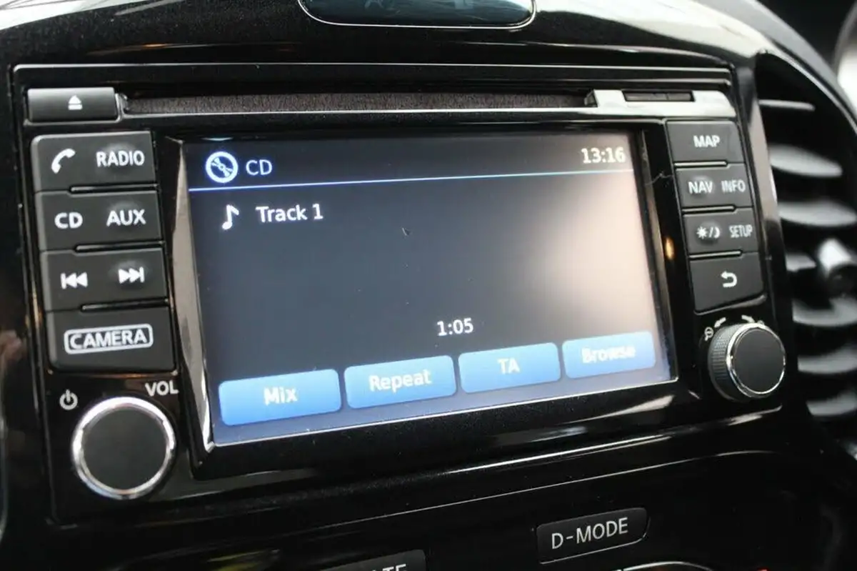 2016-nissan-juke-12-dig-t-n-connecta-ss-big-27