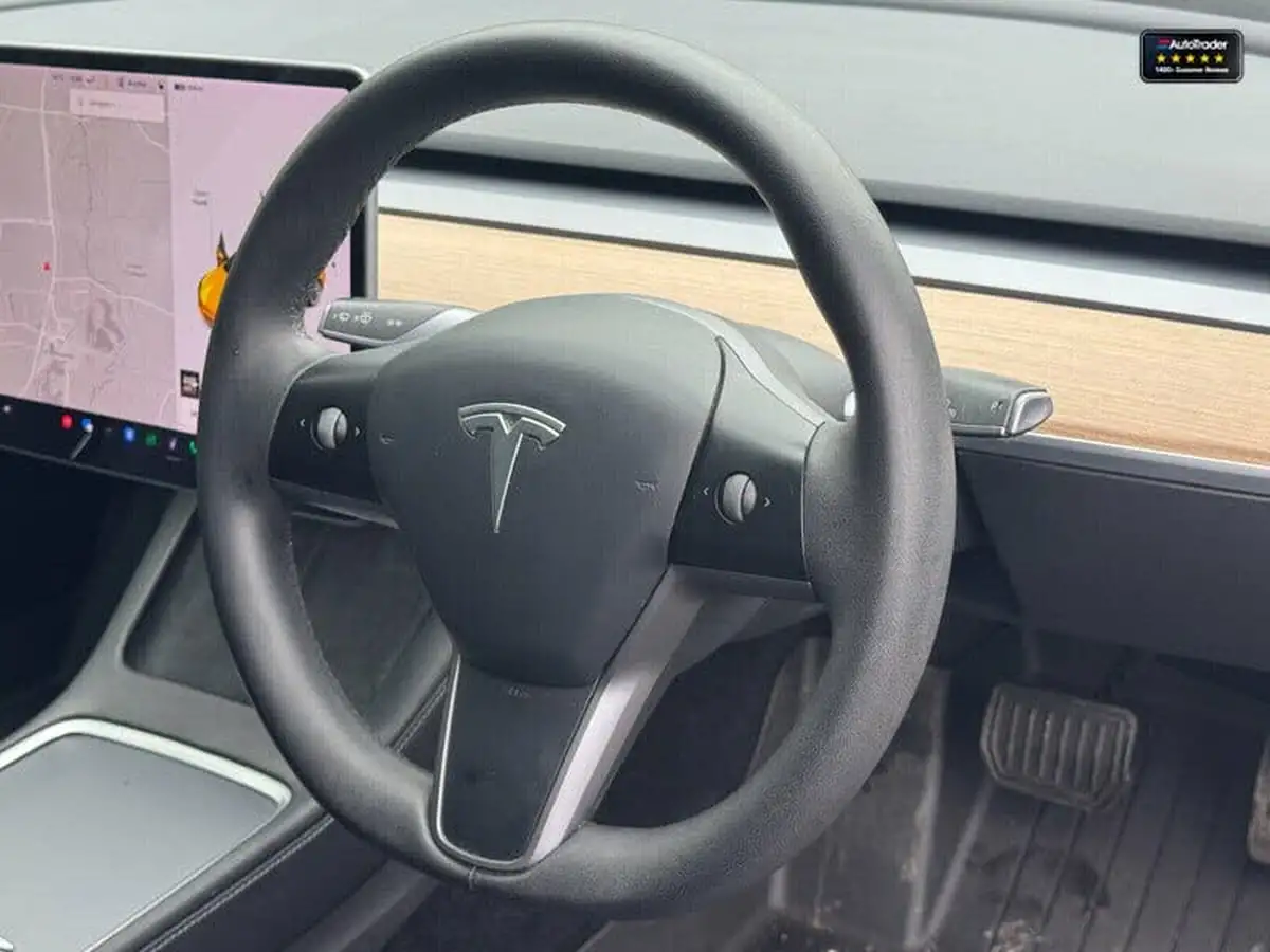 2020-tesla-model-3-e-standard-plus-big-10