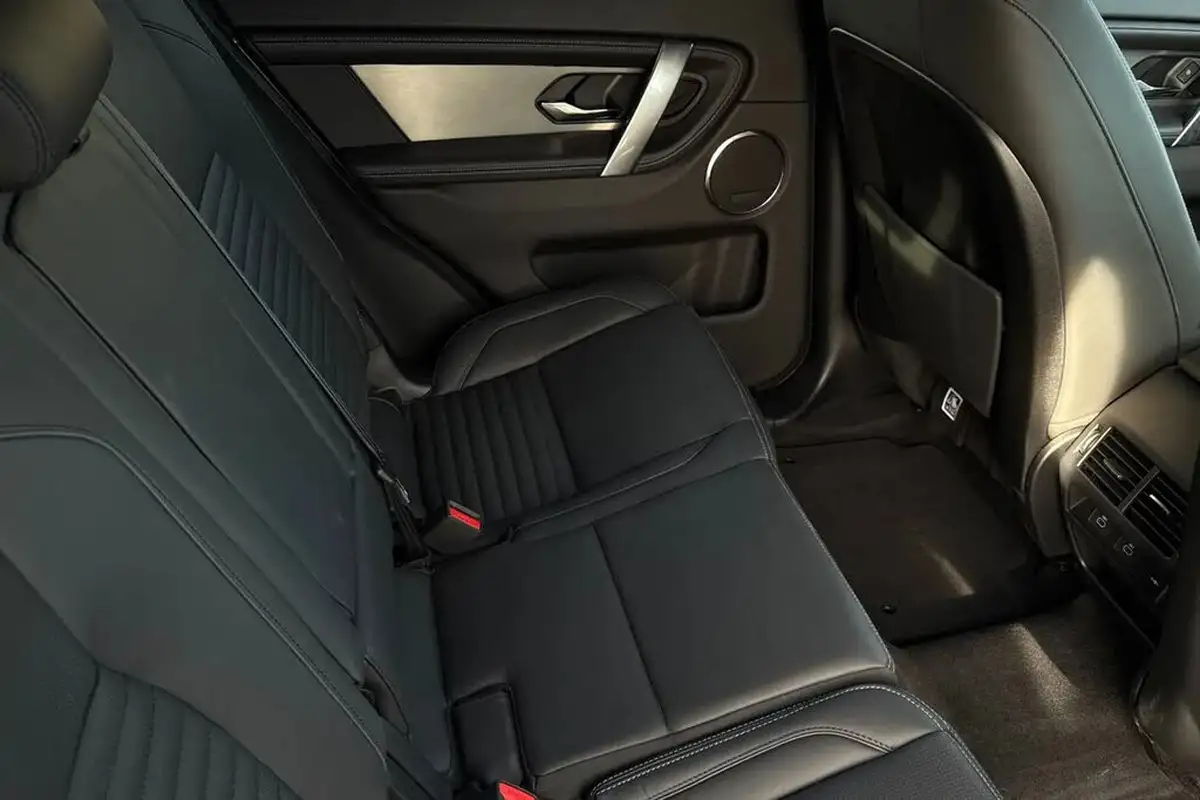 2024-land-rover-discovery-sport-20-p250-dynamic-hse-big-38