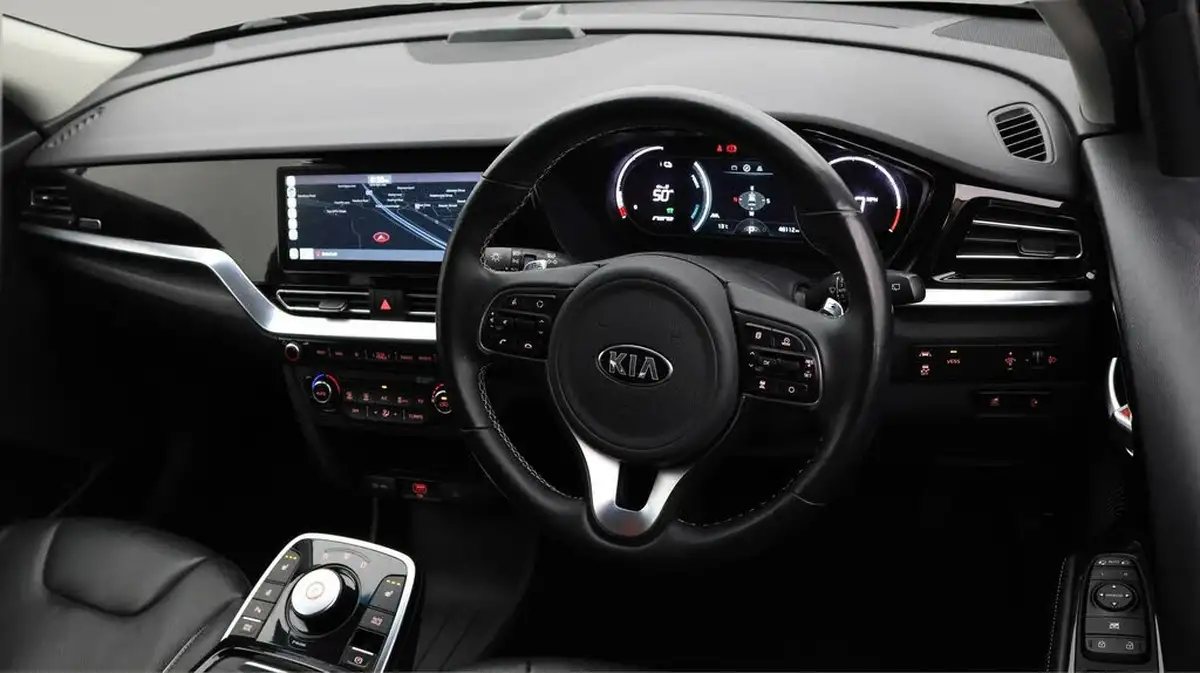 2021-kia-e-niro-ev-3-big-8