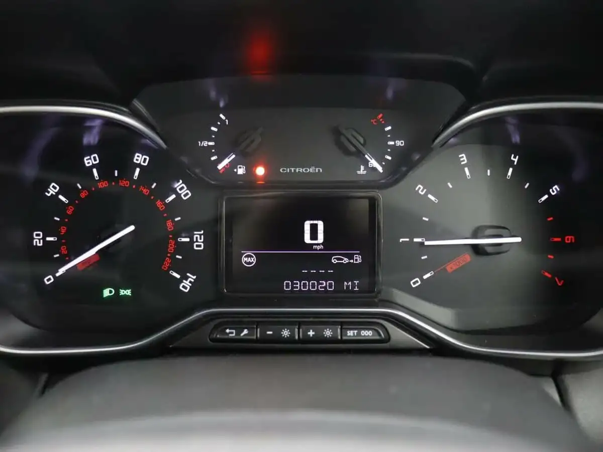 2022-citroen-c3-aircross-12-puretech-shine-110ps-big-7