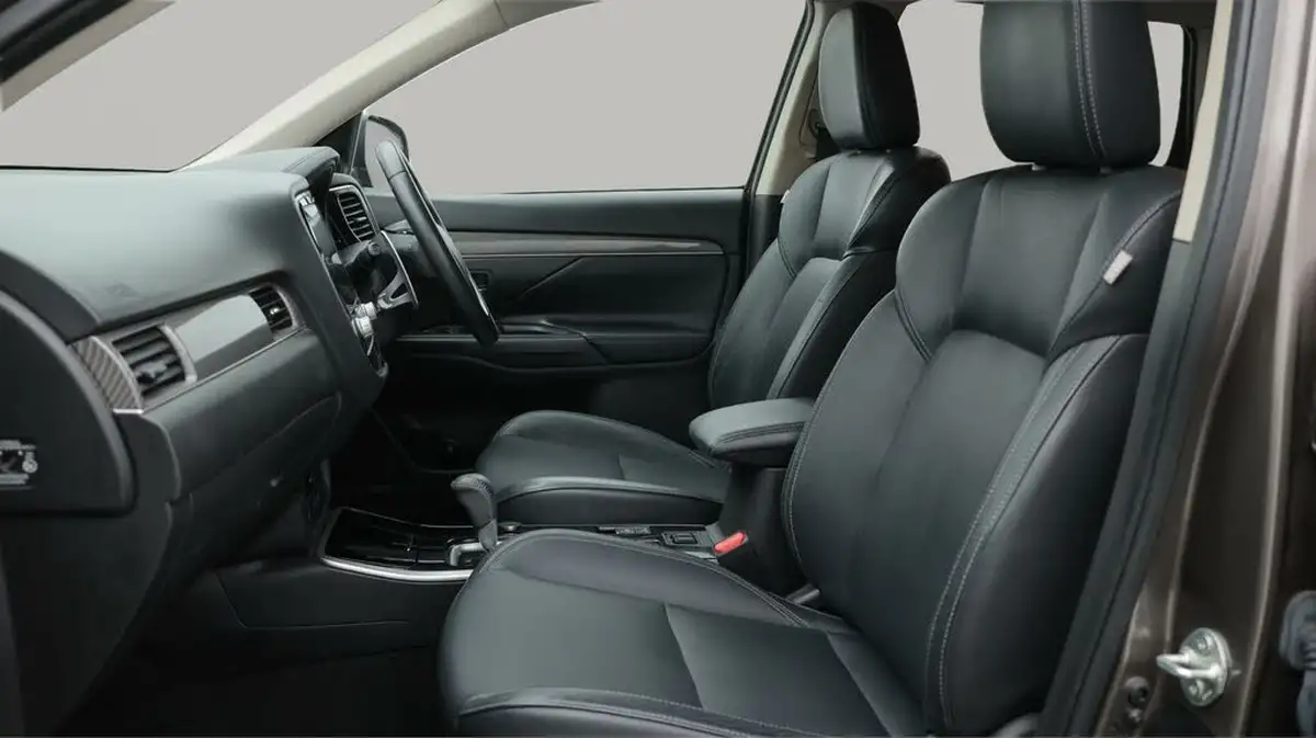 2019-mitsubishi-outlander-20-exceed-big-14