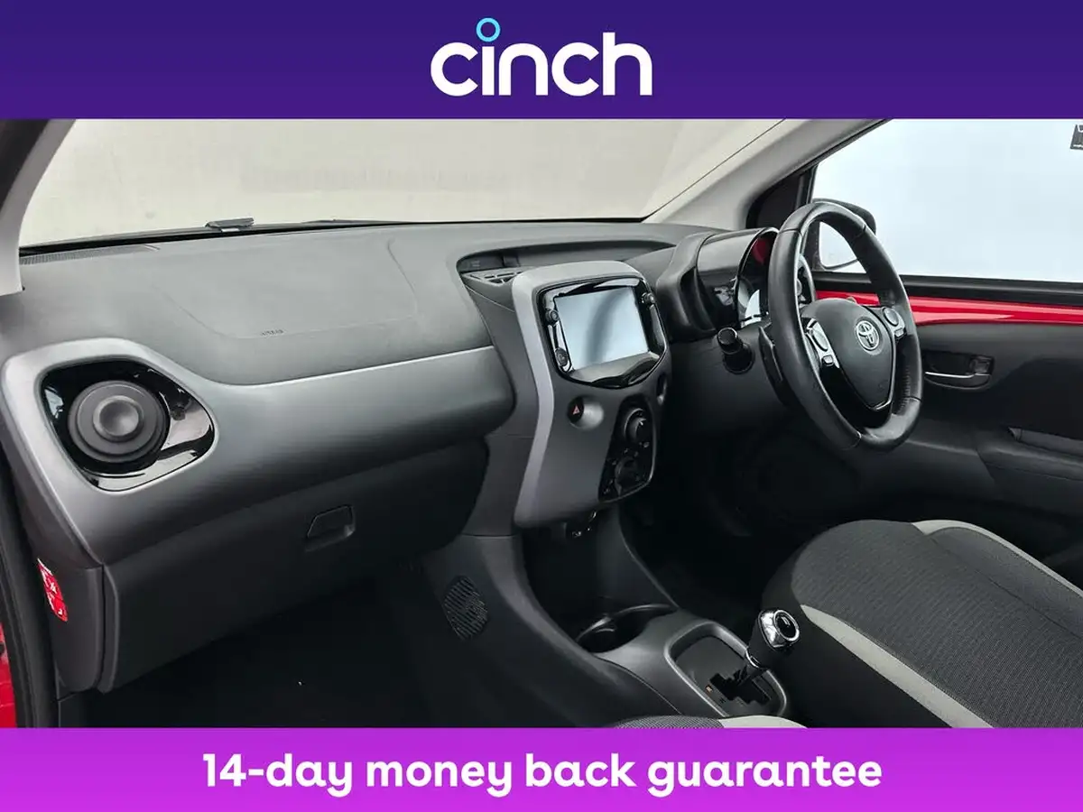 2021-toyota-aygo-10-vvt-i-x-play-tss-x-shift-big-9