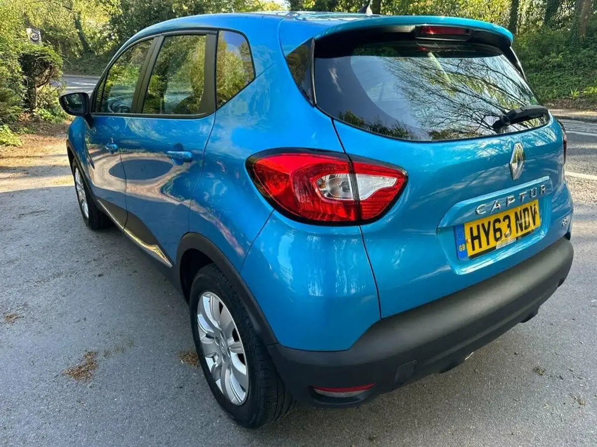 2013-renault-captur-15dci-expression-convenience-pk-big-16