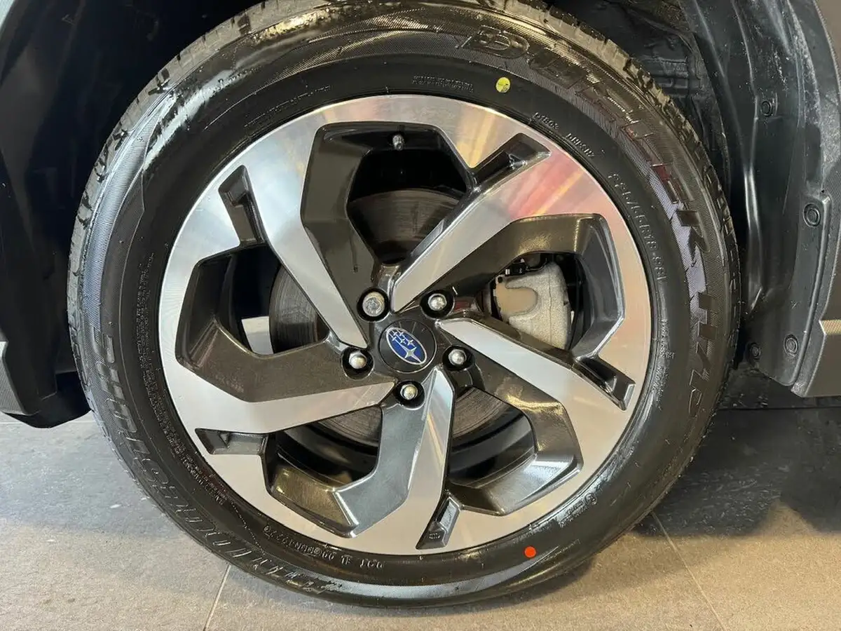 2023-subaru-forester-20-e-boxer-xe-big-12