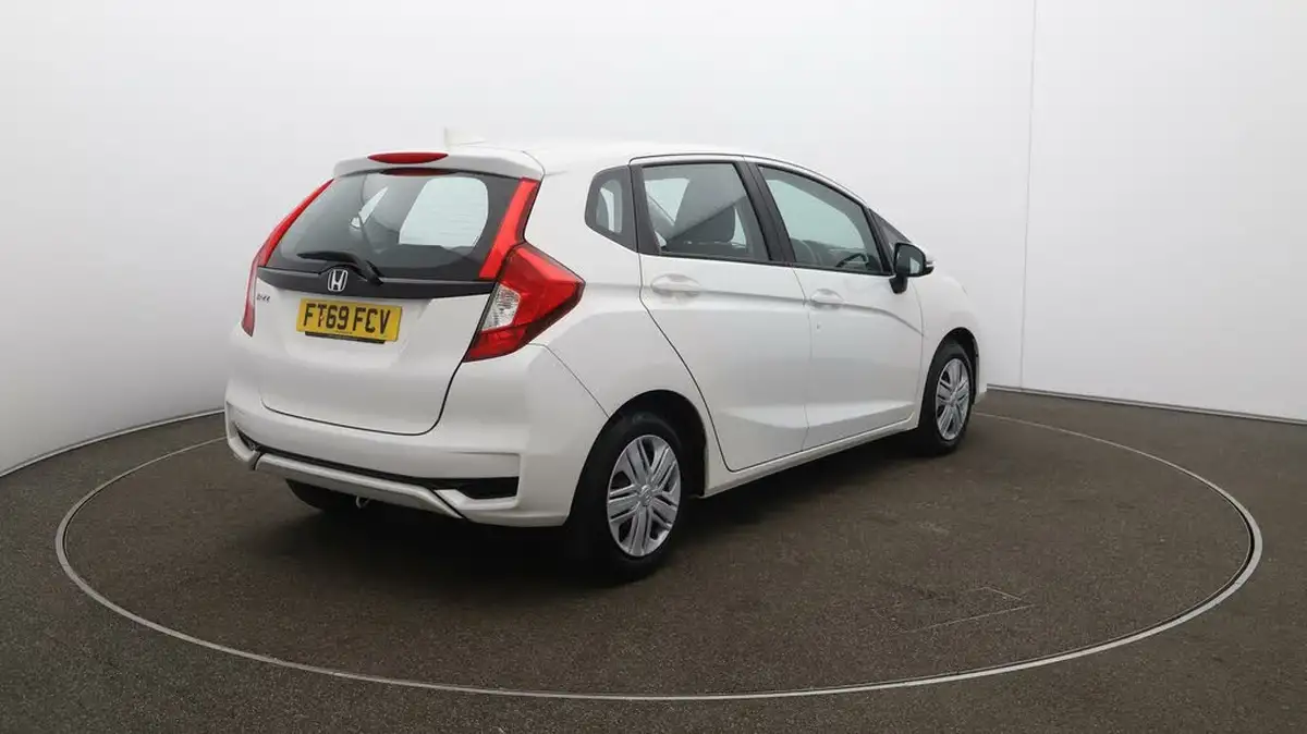 2020-honda-jazz-13-i-vtec-s-big-7