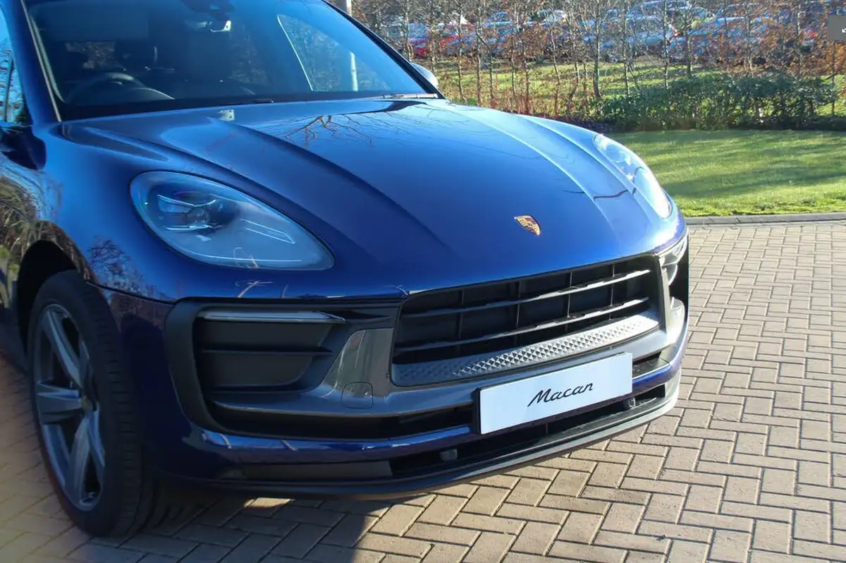 2025-porsche-macan-20-t-big-8