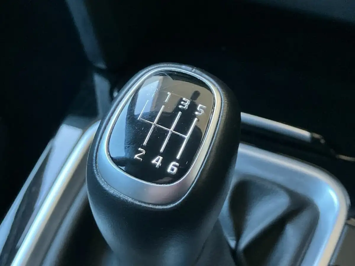 2021-kia-xceed-15-t-gdi-3-big-48