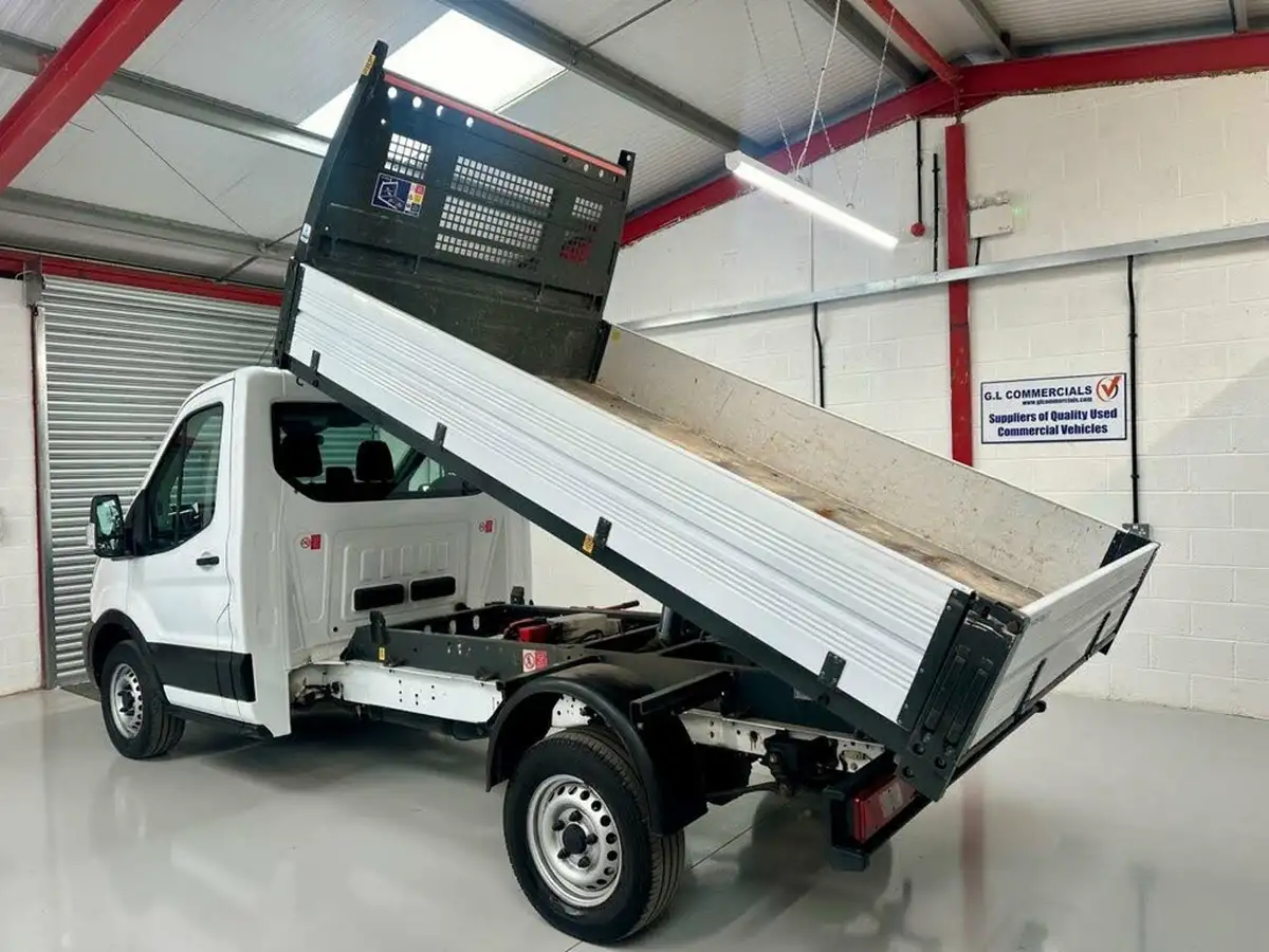 2022-ford-transit-20tdci-350-l2h1-leader-130pseu6dt-rwd-cab-big-2