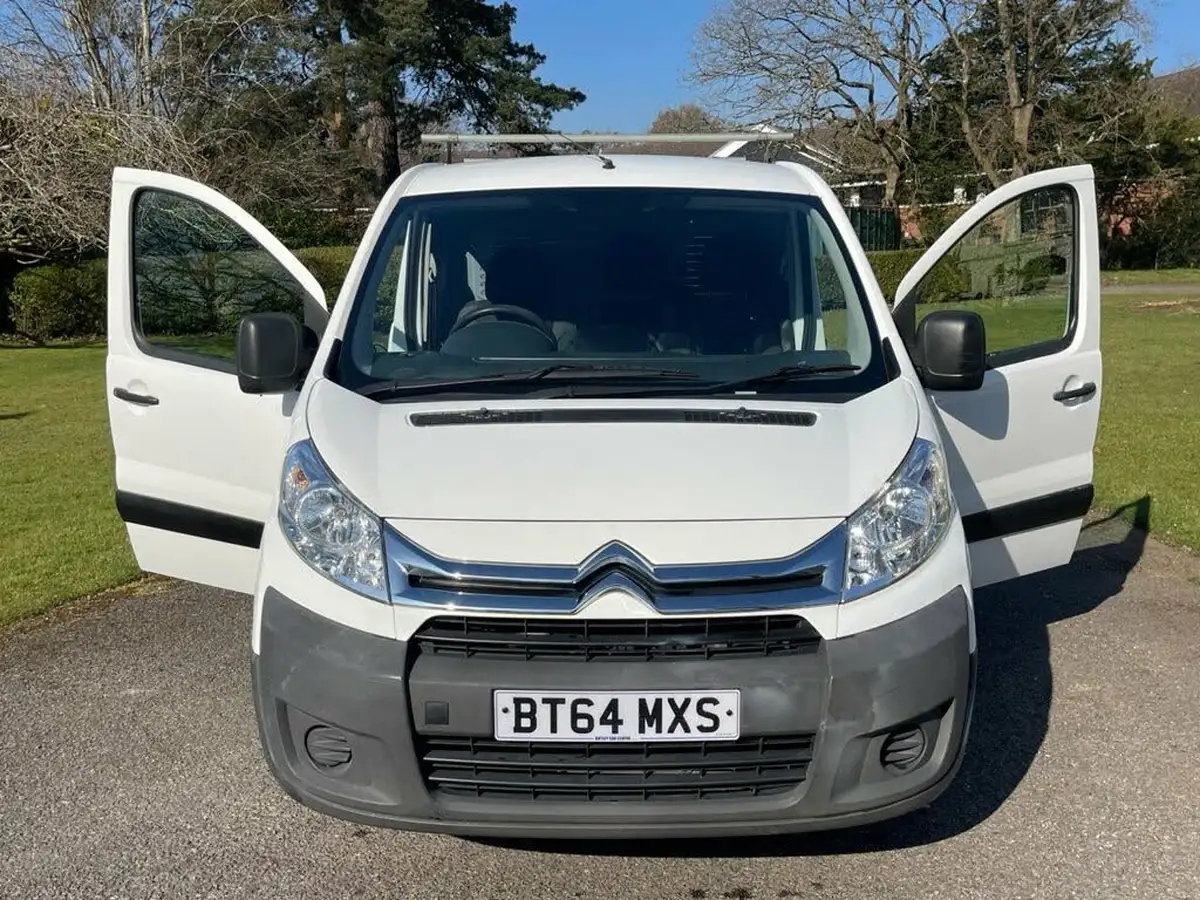 2014-citroen-dispatch-16td-enterprise-panel-big-15