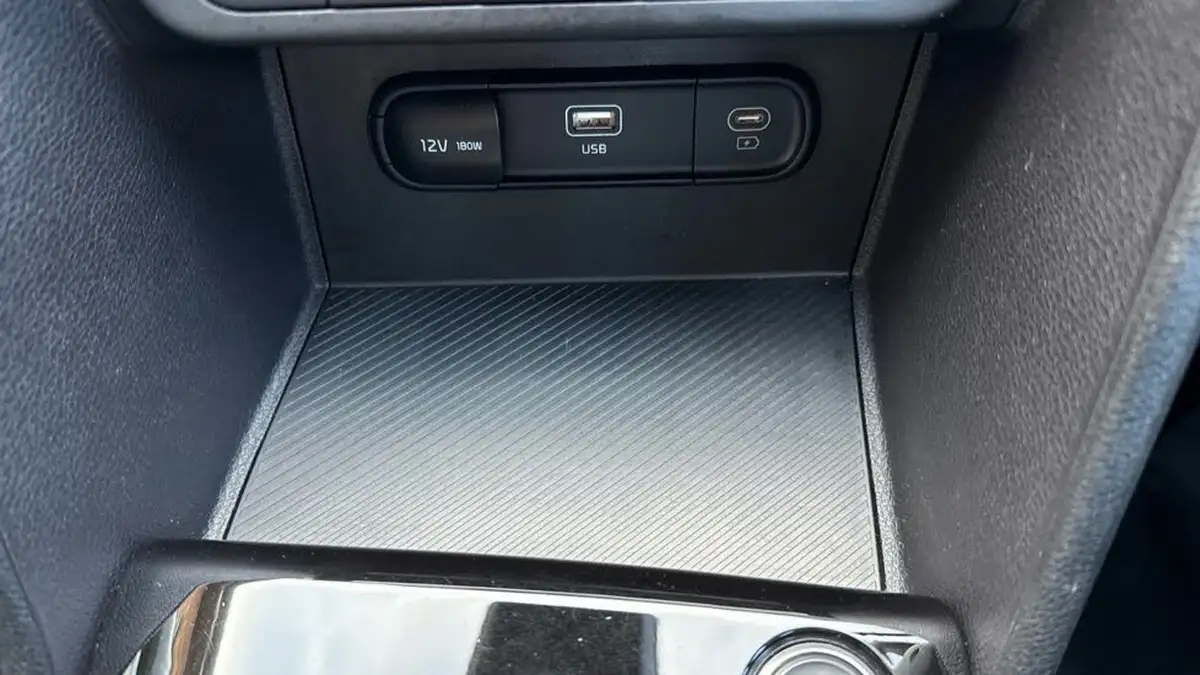 2024-kia-sportage-16-t-gdi-3-157bhp-48v-big-44