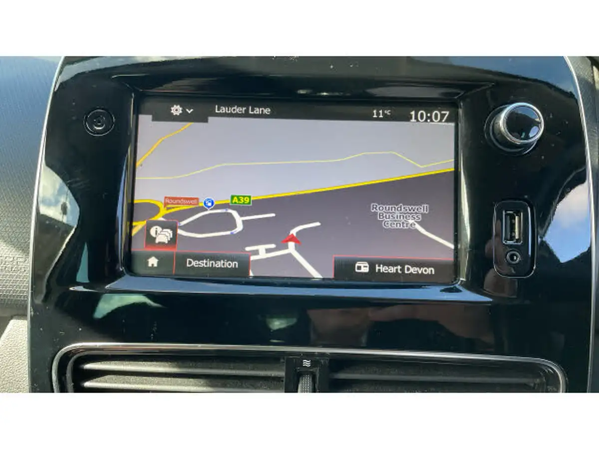 2019-renault-clio-09-tce-iconic-90ps-big-40