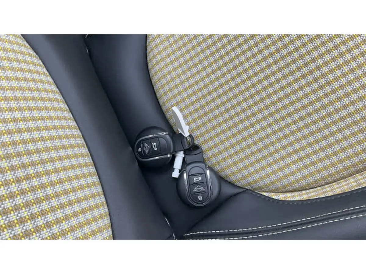 2022-mini-cooper-15-cooper-classic-hatchback-5d-big-19