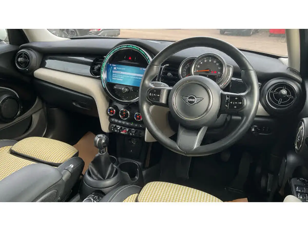 2022-mini-cooper-15-cooper-classic-hatchback-5d-big-47