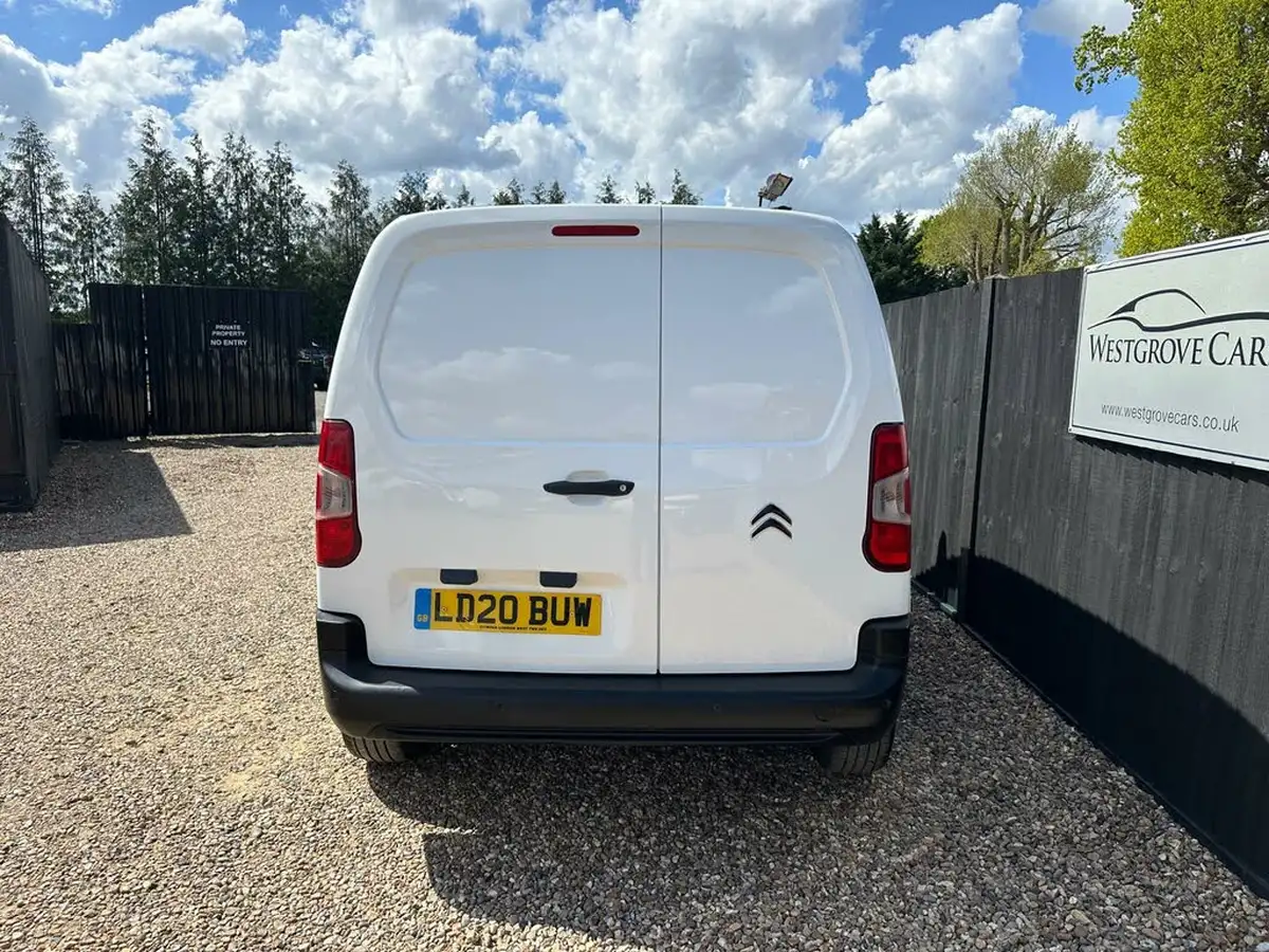 2020-citroen-berlingo-15bluehdi-1000-enterprise-100pseu6dt-e-ss-panel-big-7
