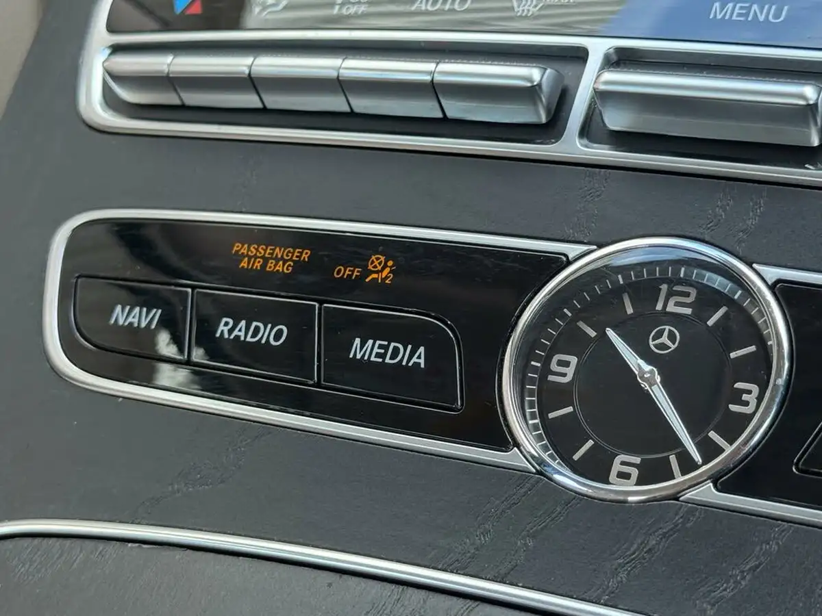 2019-mercedes-benz-e-class-20d-e220d-se-ss-saloon-4d-big-42