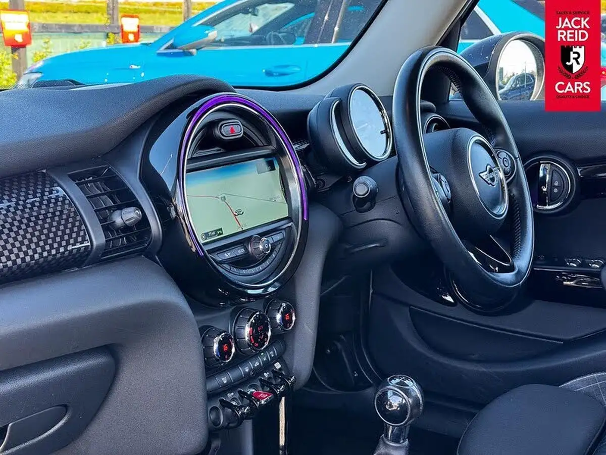 2017-mini-cooper-20td-cooper-sd-ss-5d-big-22