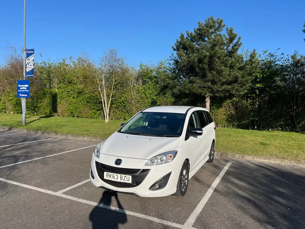 2013-mazda-mazda5-20-venture-edition-big-2