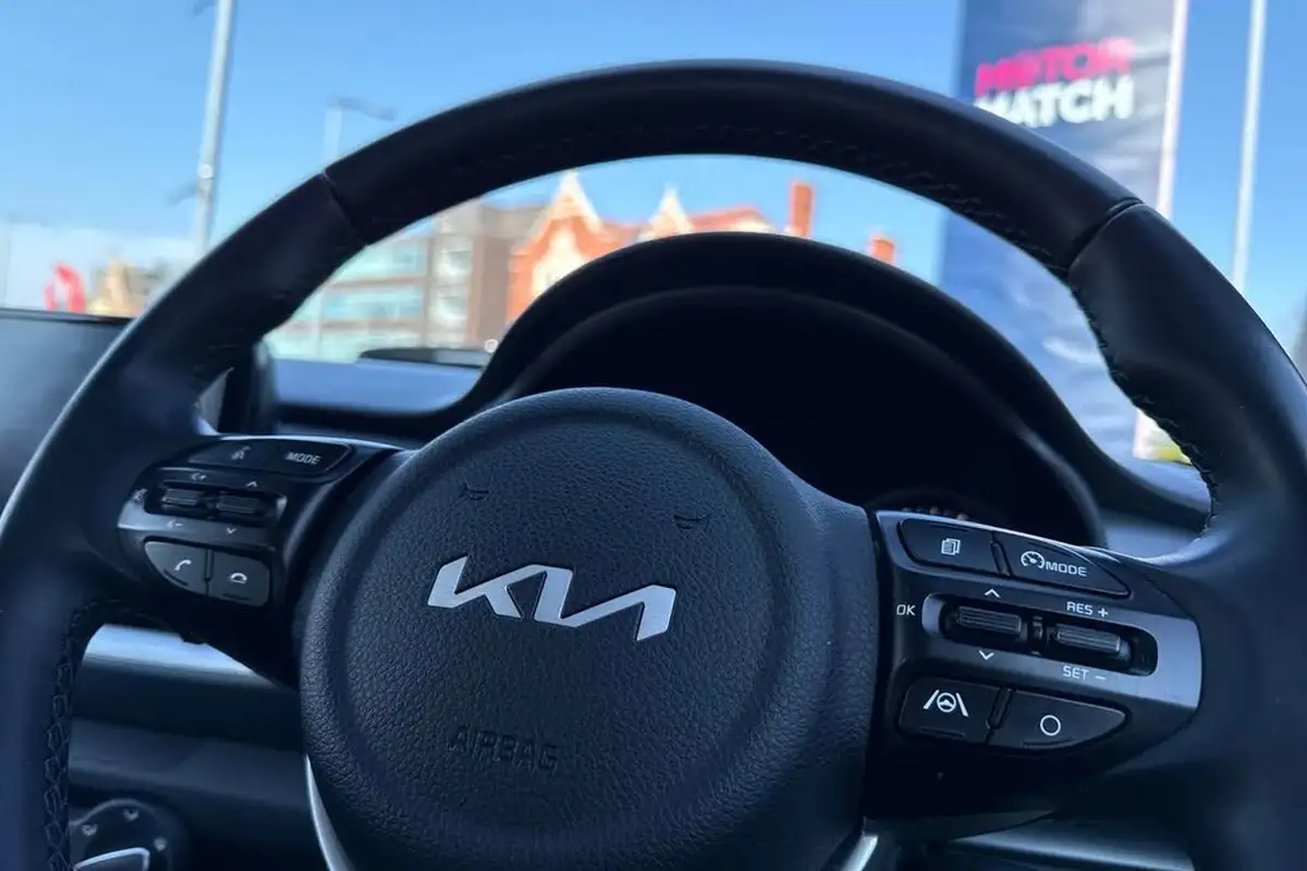 2022-kia-stonic-10-t-gdi-2-big-33
