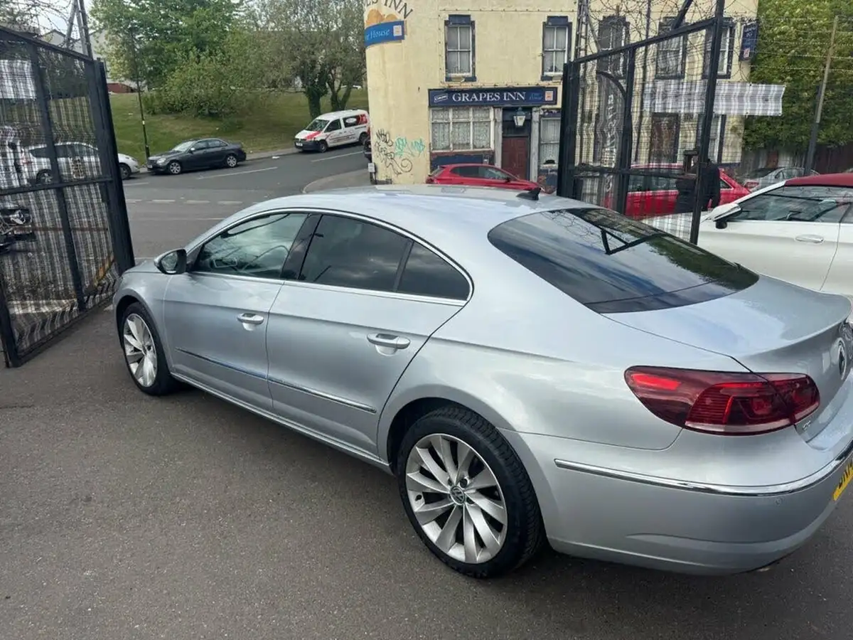 2014-volkswagen-cc-20td-gt-bmt-dsg-big-6
