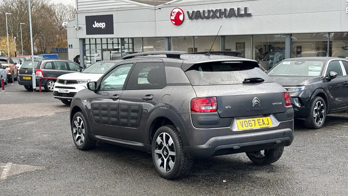 2017-citroen-c4-cactus-12-puretech-flair-82ps-ss-etg-big-4